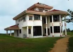 Orna Golf And Country Club Hotel Kampong Gapam Resort