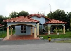 Orna Golf And Country Club Hotel Kampong Gapam